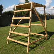 Hunting ladder - platform construction